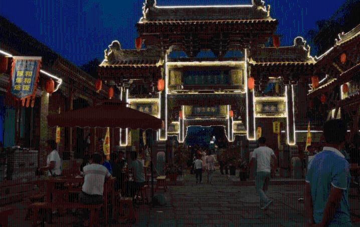 摆动小圆球